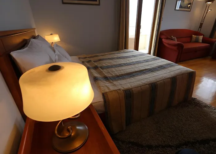 Ivana Bed and breakfast 3*