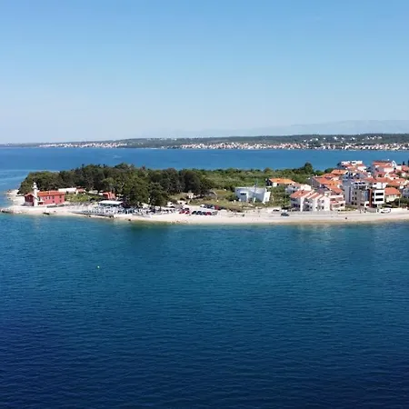 Ivana 3* Ζαντάρ