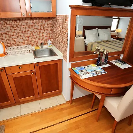 Bed and breakfast Ivana 3*