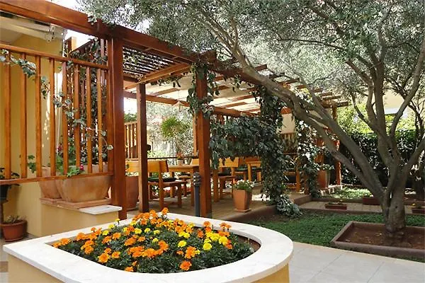 Alojamento de Acomodação e Pequeno-almoço Ivana